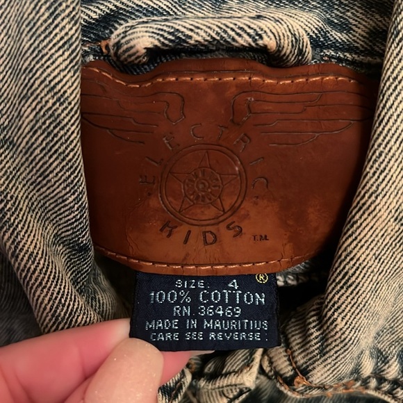 Vintage 90s American Eagle Electric Kids Acid Wash Denim Jacket Size 4 Boys - Picture 2 of 7